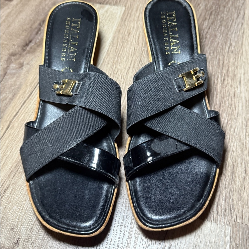Italian Shoemakers Black and Gold Sandals